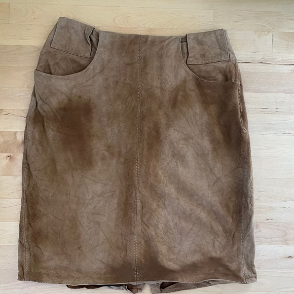 Brown Suede Skirt size 4 - Picture 2 of 4